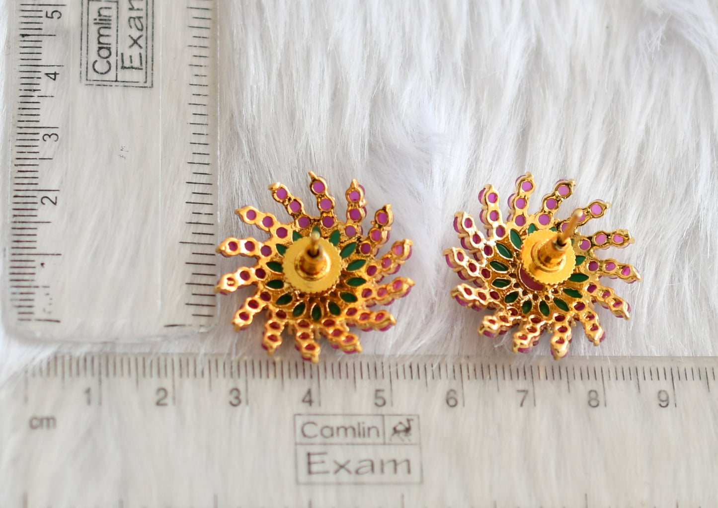 Gold tone ruby-emerald big earrings/Stud dj-39189