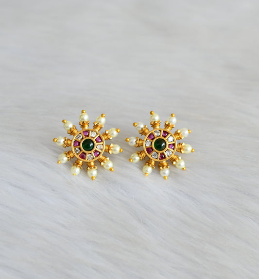 Matte finish kemp-green-white pearl round stud/earrings dj-42018