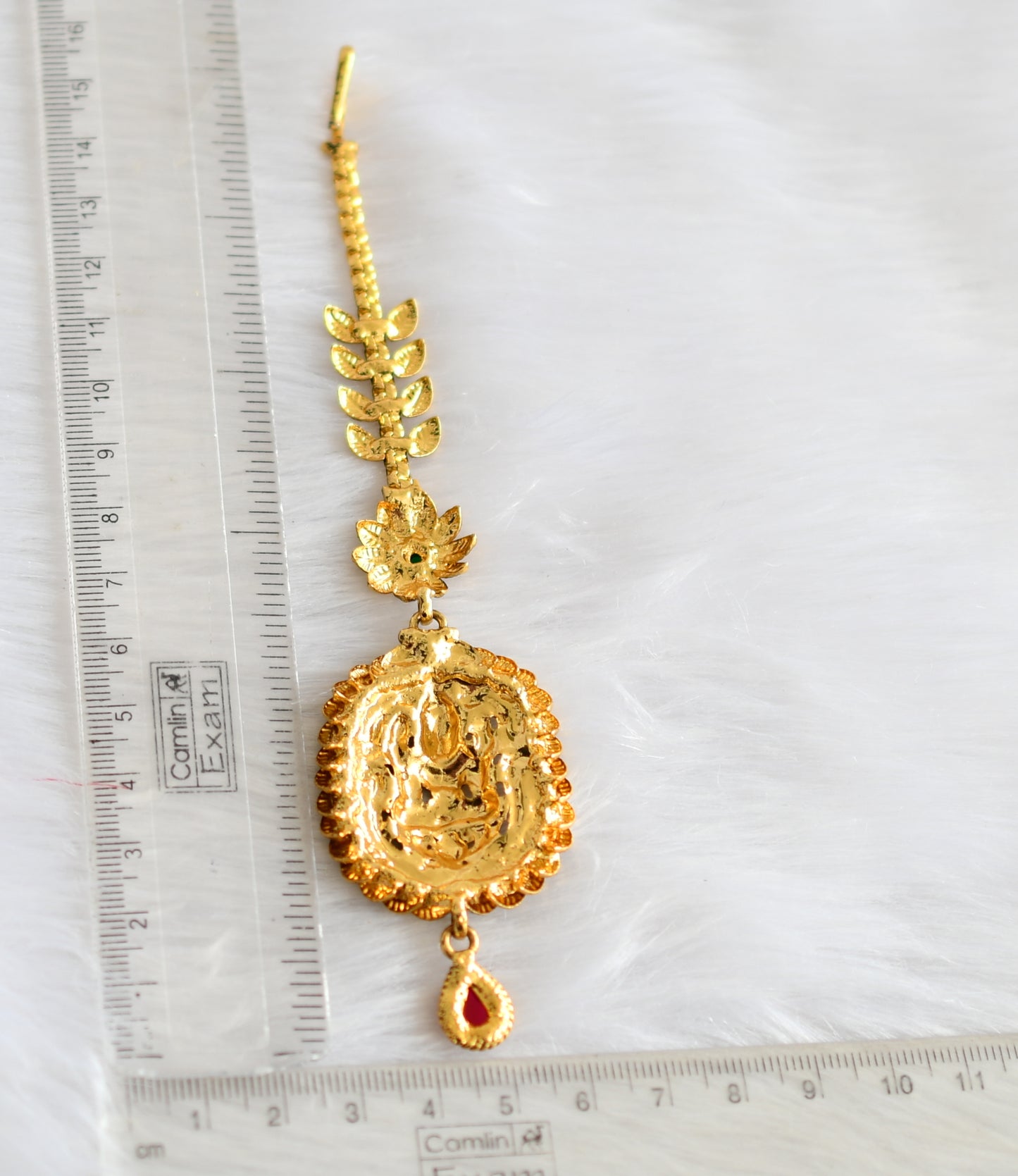 Antique gold tone kemp-green Lakshmi tikka dj-25498