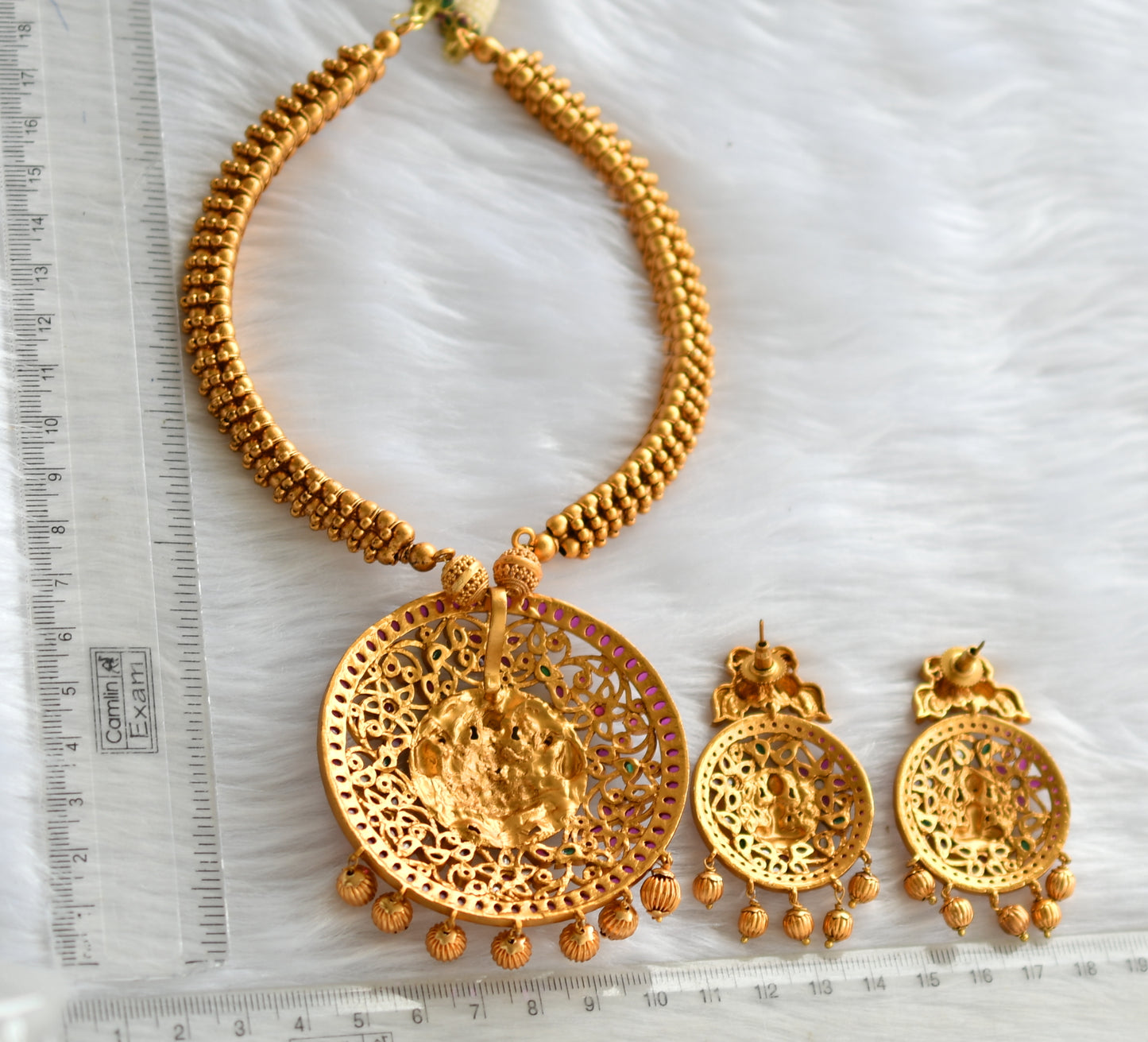 Matte finish real kemp-green Lakshmi Kante necklace set dj-21138