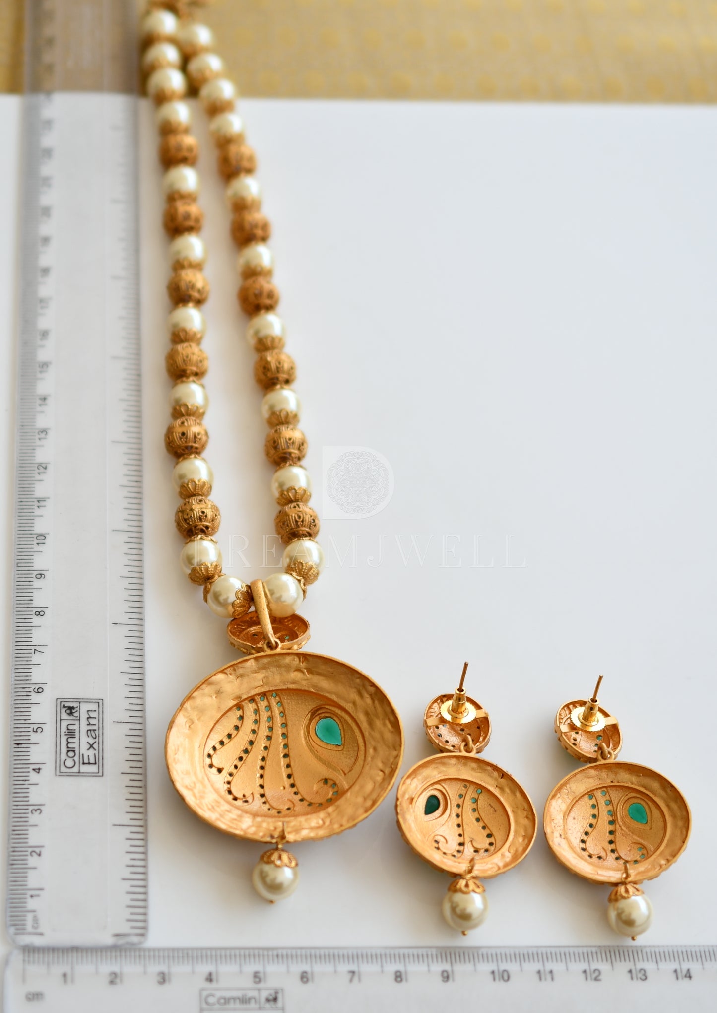 Matte finish emerald pearl designer necklace set dj-06475