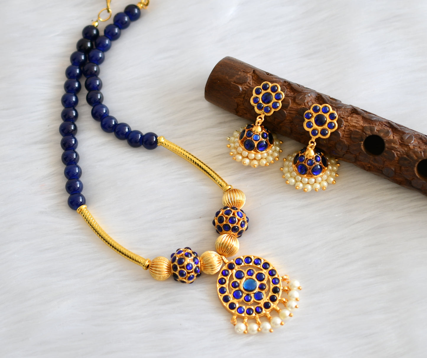 Gold tone blue pearl temple necklace set dj-19752