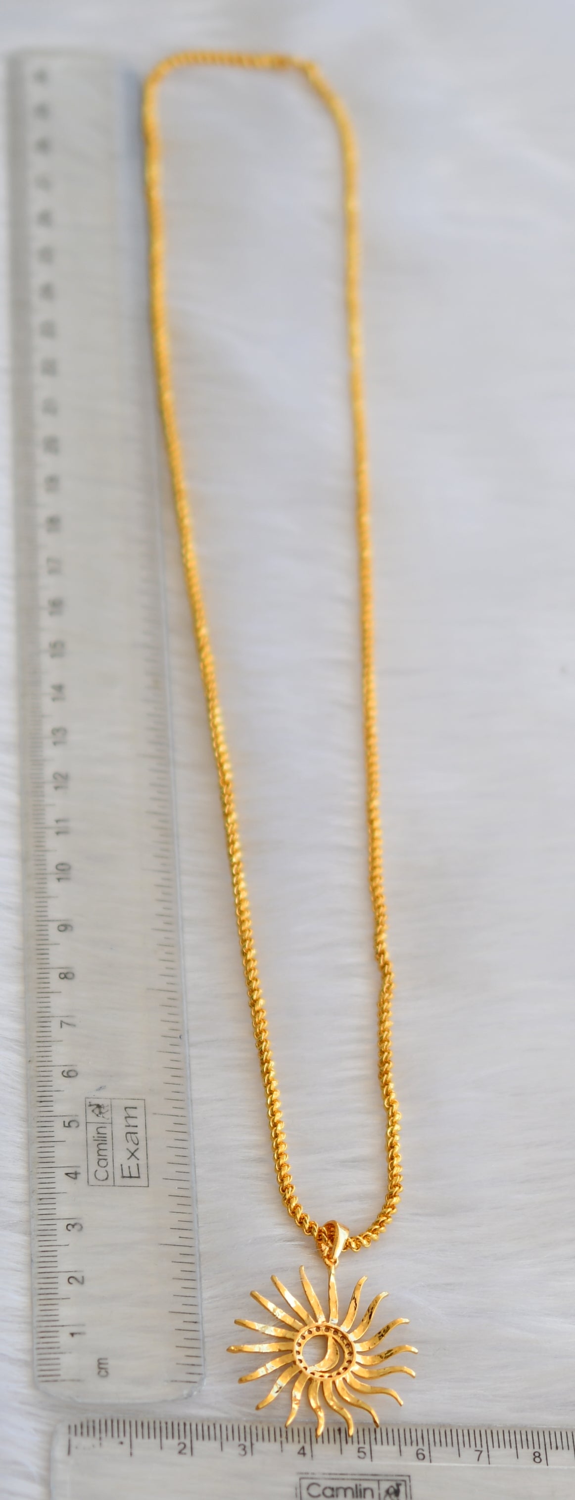 Gold tone cz white sun pendant with chain dj-39987