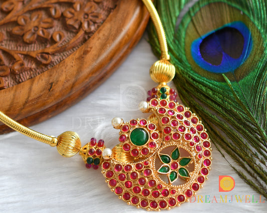 Antique gold tone kemp-green moon pendant Hasli necklace dj-16564