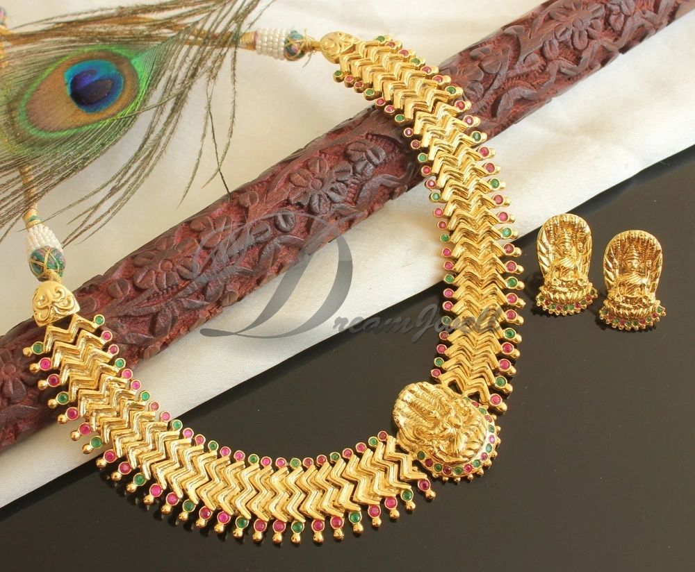 DREAMJWELL Beautiful Gold Tone Lakshmi Semi Precious Stones
