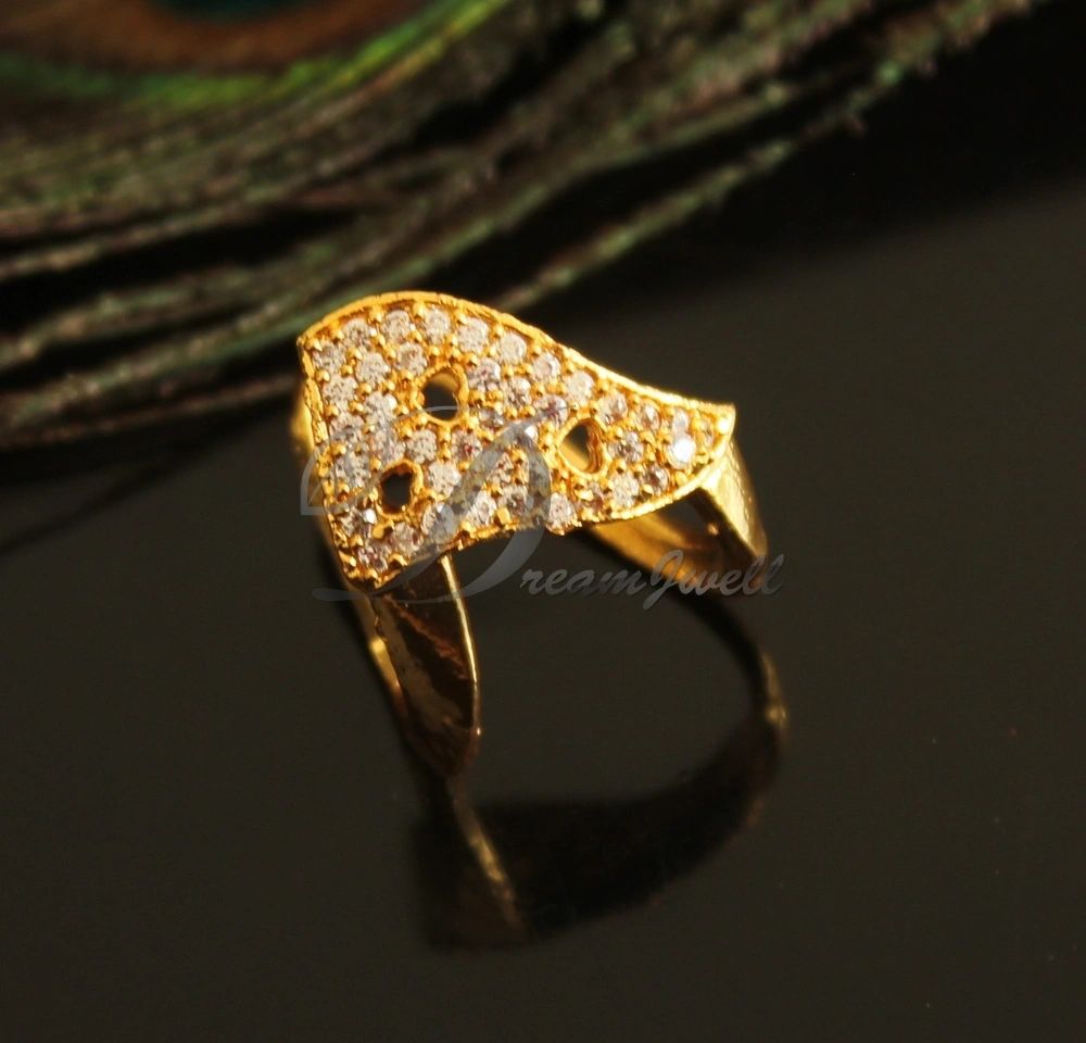 Gold Tone Cz White Vanki Style Finger Ring DJ29751
