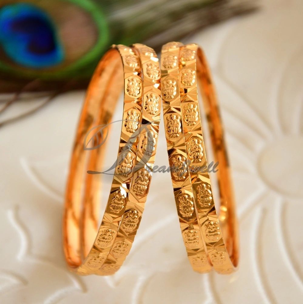 Uma Antique Bangles Gold / Antique / 2.6