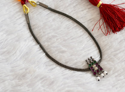 Black finish precious kemp-green pearl poothali necklace dj-52276