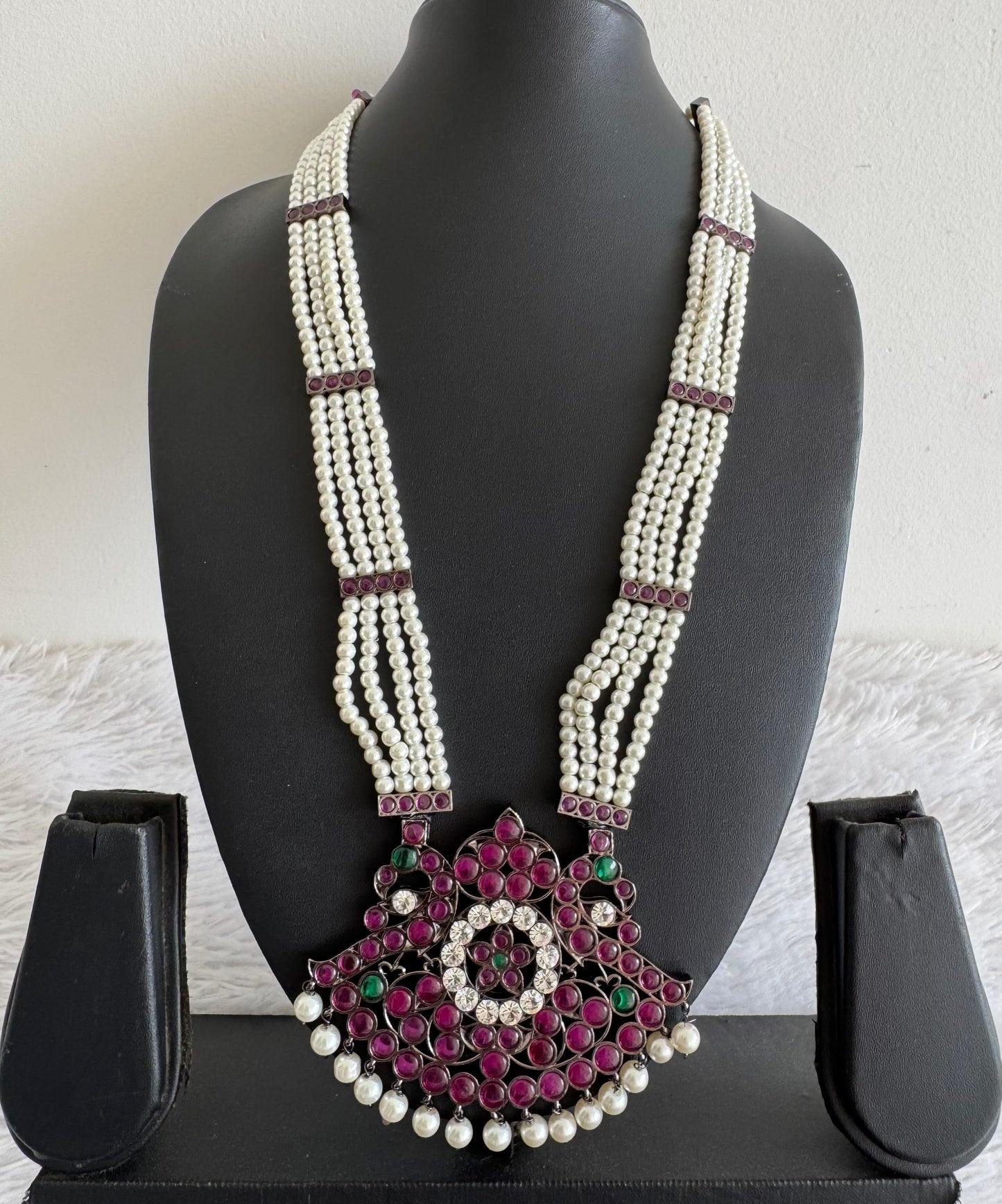 Black finish AD precious kemp pearl peacock haar Dj-52301