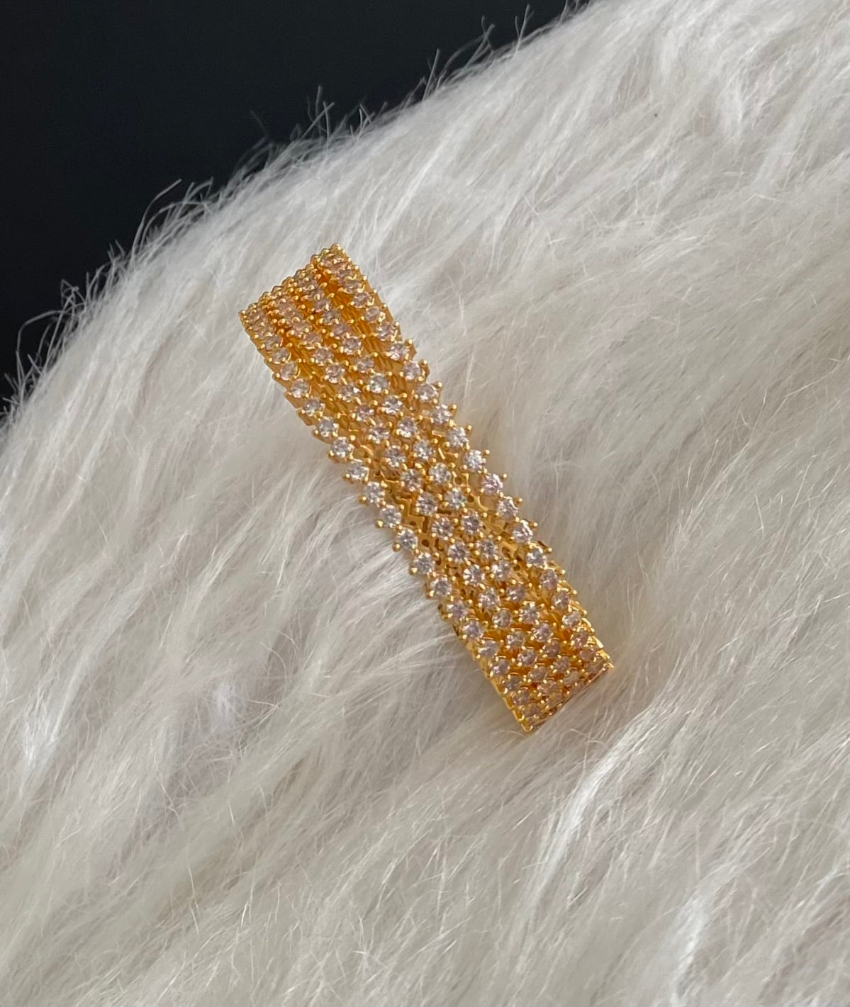 Gold tone white stone set of 4 bangles (2.6) dj-54827