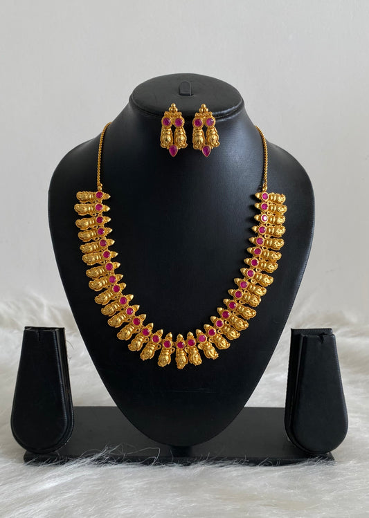 Gold Tone Shanku Ruby Necklace Set-dj04633