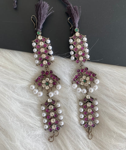 Black finish precious kemp-green-white pearl ear side chain dj-50825