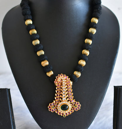 Matte finish kemp-green black thread necklace dj-52409