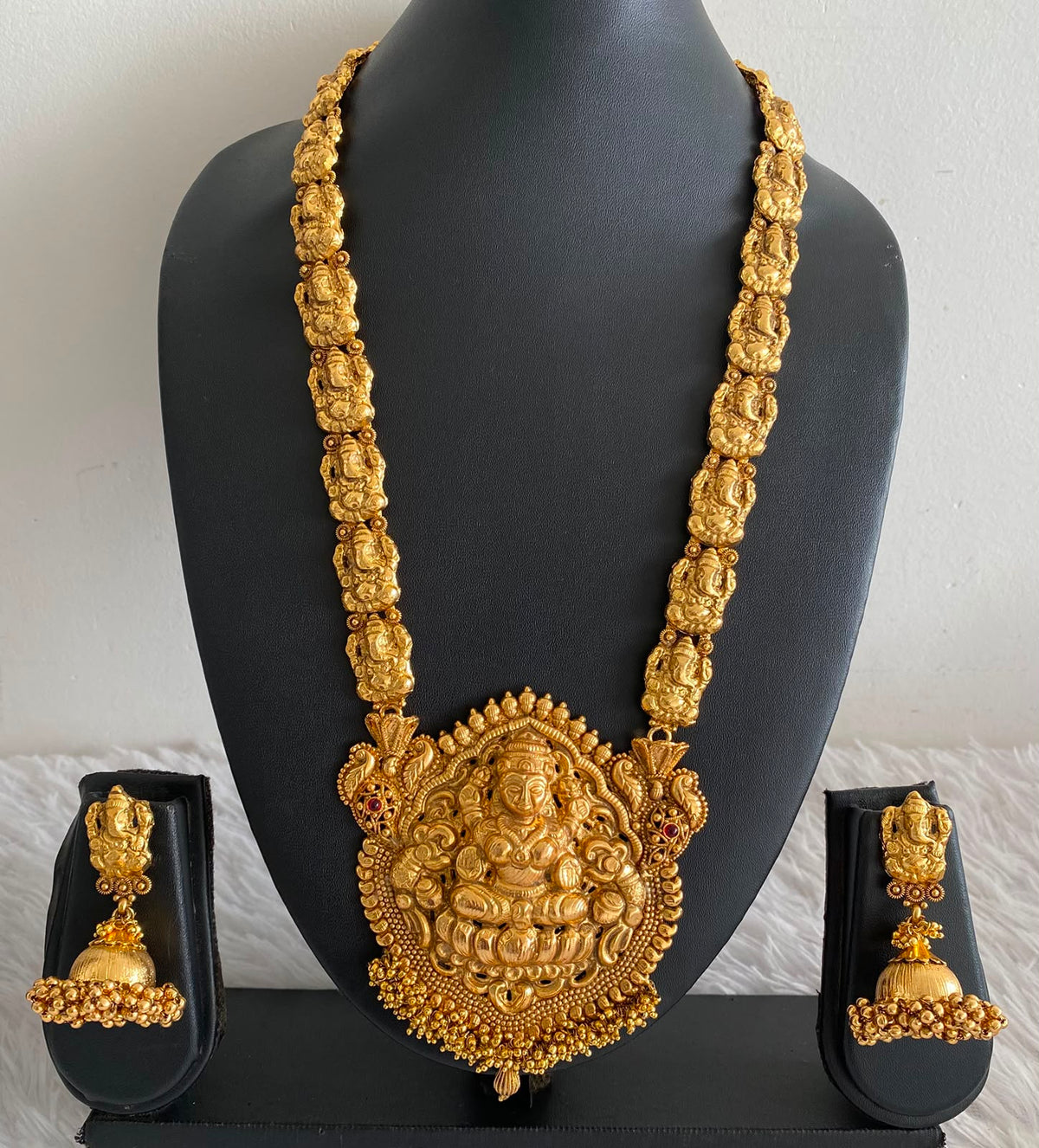 Antique gold tone Kemp Ganesh-lakshmi Nakshi haar set- DJ05341