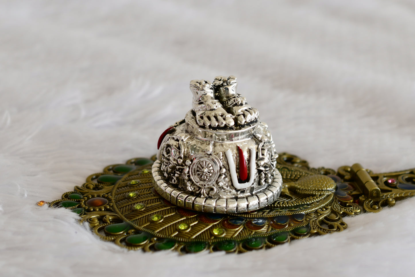 Silver tone Shri Thirumal padham dj-52328