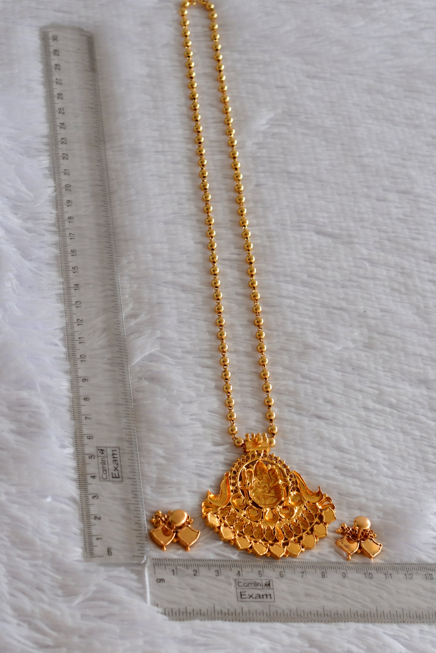 Gold Tone kerala style red palakka Lakshmi Necklace Set Dj-52204