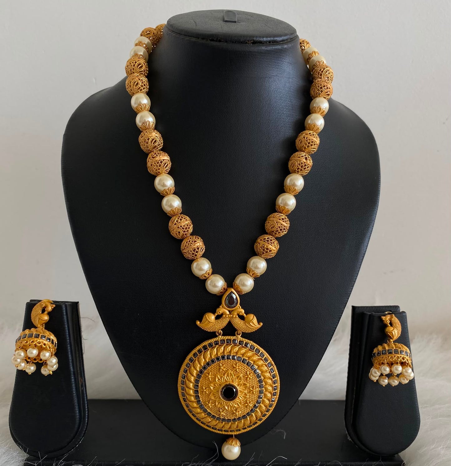 Matte finish black pearl designer necklace set dj-06483