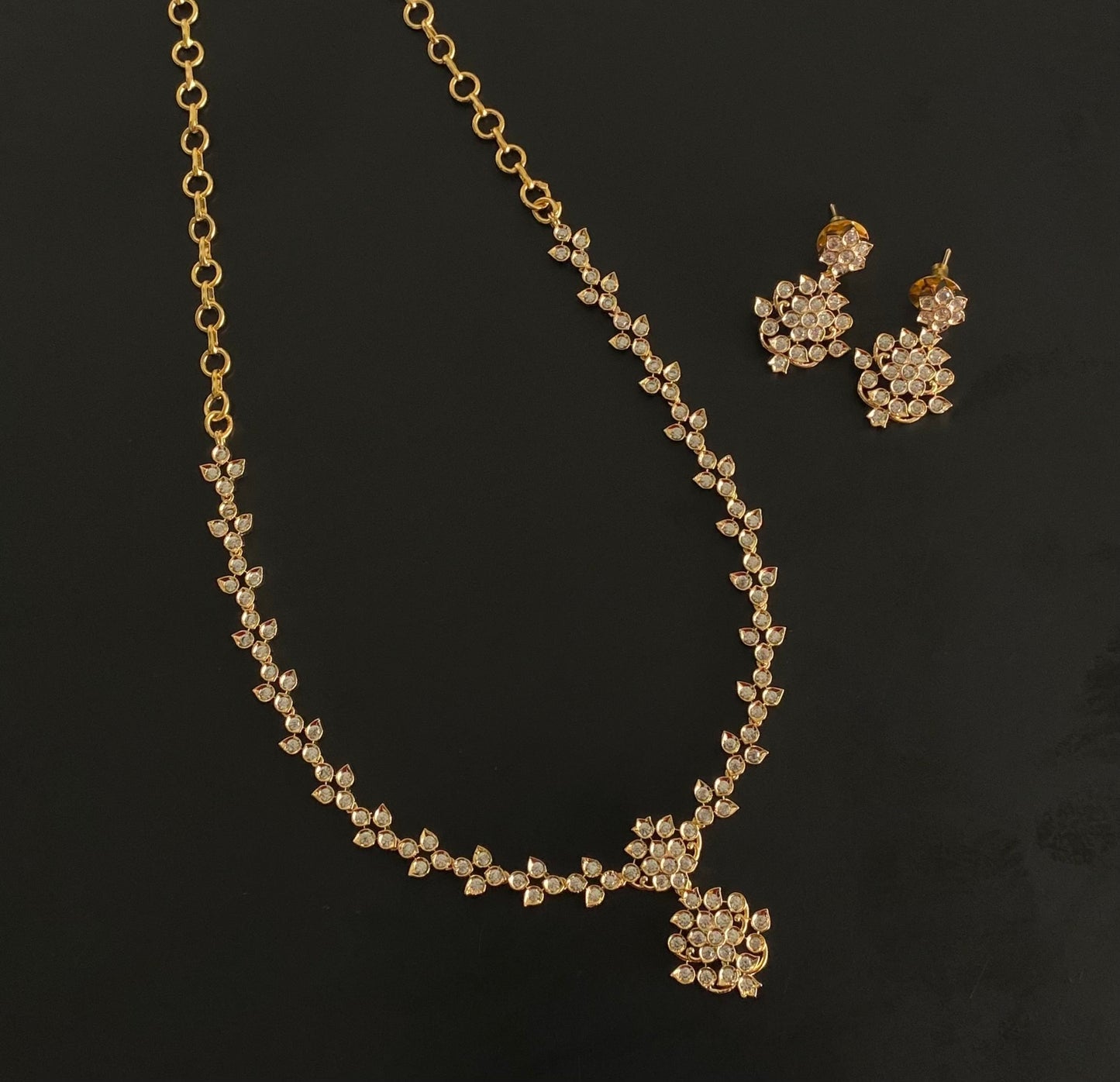 Gold tone cz white stone necklace set dj-54338