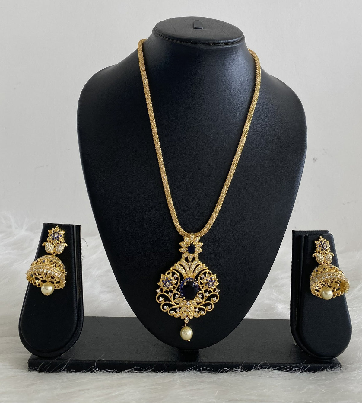 Gold tone Cz-blue mango necklace set dj-07036