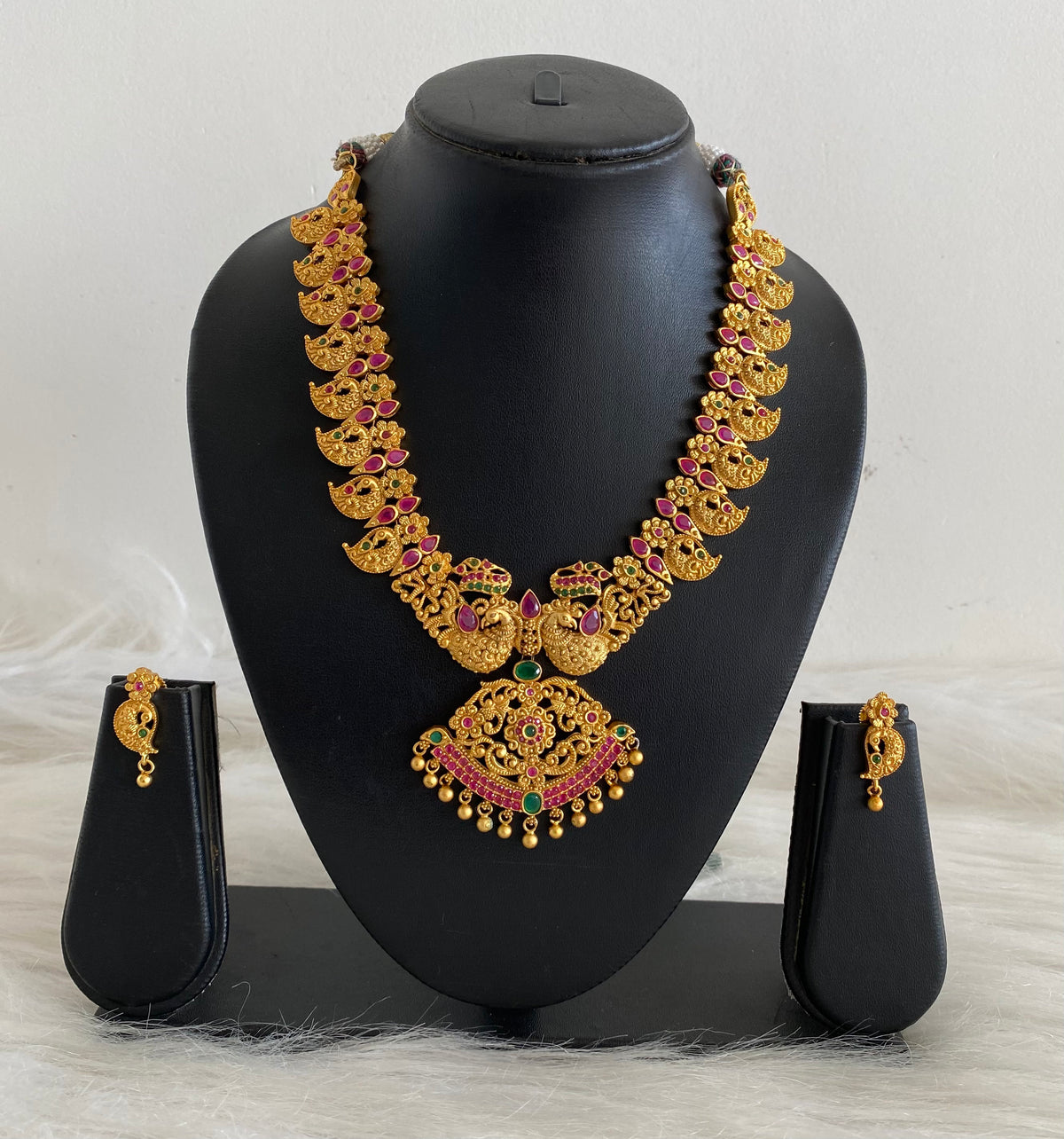 Matte finish ruby-emerald peacock necklace set dj-07271