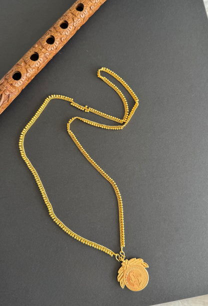 Gold tone 30 inches chain head coin pendant dj-51432