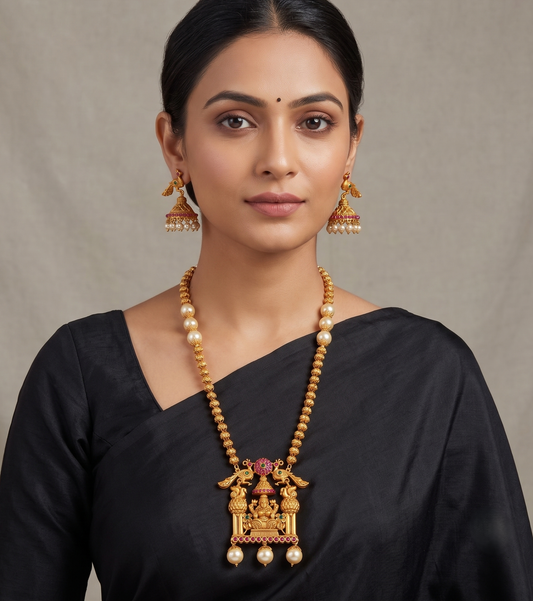 Matte finish ruby-emerald Lakshmi short haar set dj-08545