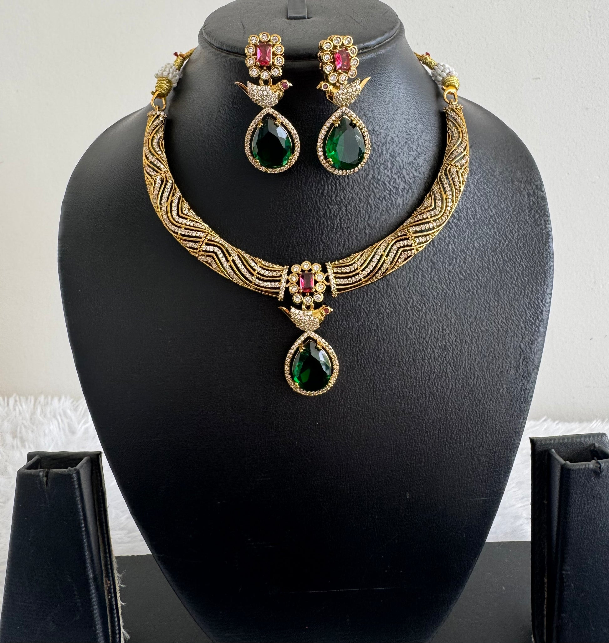 Antique gold tone cz pink-green-white bird necklace set dj-52125