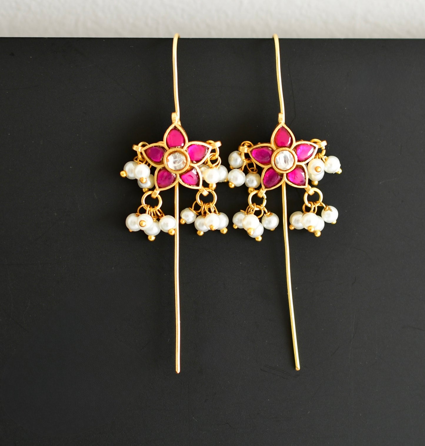 Gold tone pink-white kundan jadau flower bugadi needle earrings dj-52460