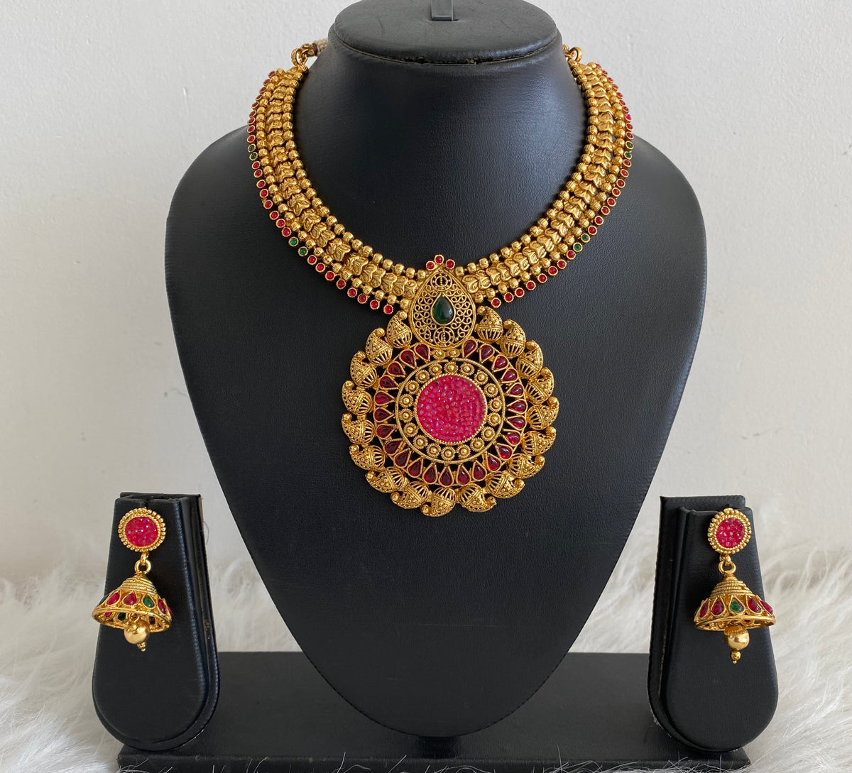 Antique Gold Tone Transparent Pink-green Necklace Set dj-09268