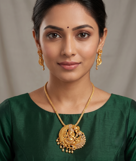 Matte finish white Ganesha necklace set dj-09394
