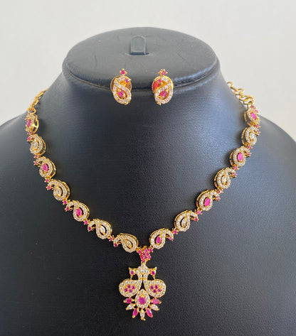 Gold tone Cz-ruby Small Peacock Necklace Set-dj09472