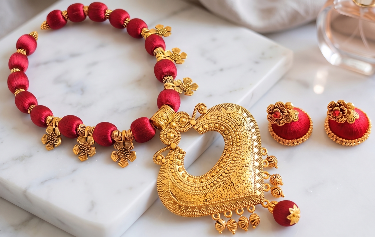 Antique gold tone Maroon Silk Thread beaded Necklace Set -dj09644