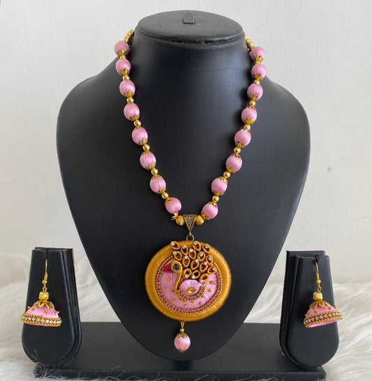 Gold tone Baby Pink Silk Thread Peacock Beaded Necklace Set -dj09744