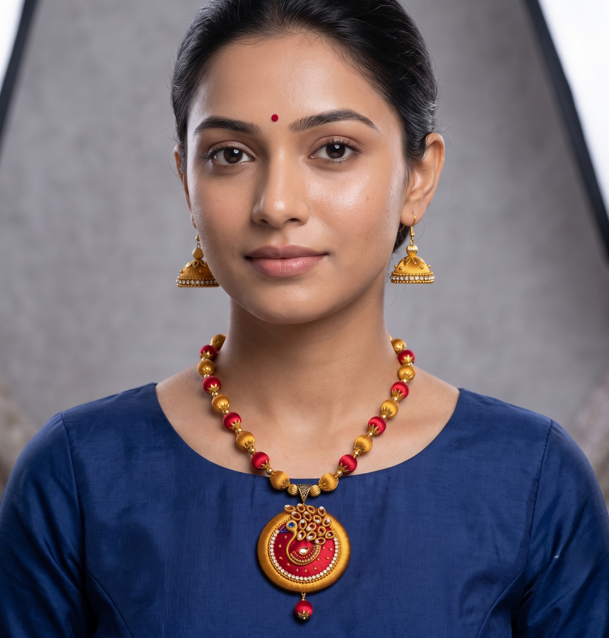 Gold tone red Silk Thread Peacock Beaded Necklace Set -dj09746