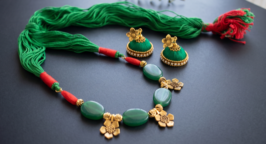 Antique Red-Green Flower threaded Necklace Set -dj09749