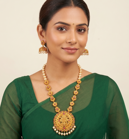 Matte finish ruby pearl beaded lakshmi short haar set dj-09782