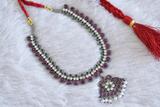 Black finish precious kemp-green-white pearl mango necklace dj-50518