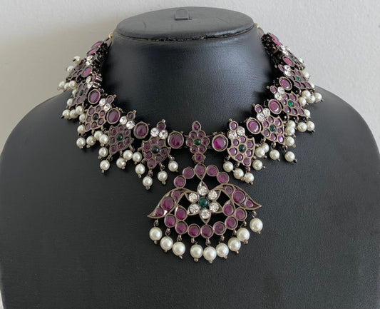 Black finish precious kemp-green-white pearl necklace dj-53952