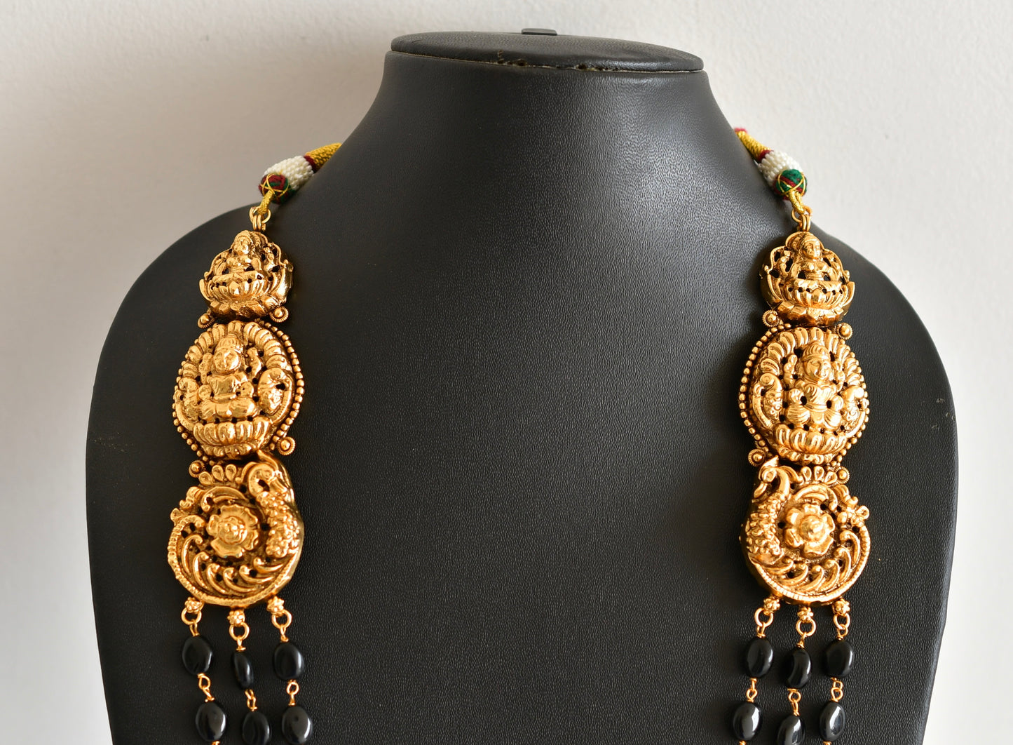 Antique gold tone black beaded lakshmi peacock multi layer haar set dj-52425