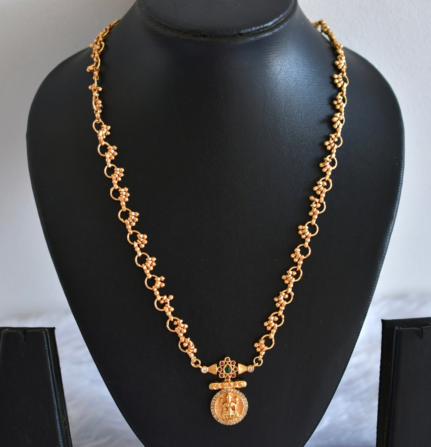 Matte finish cz kemp-green Lakshmi chain dj-52416