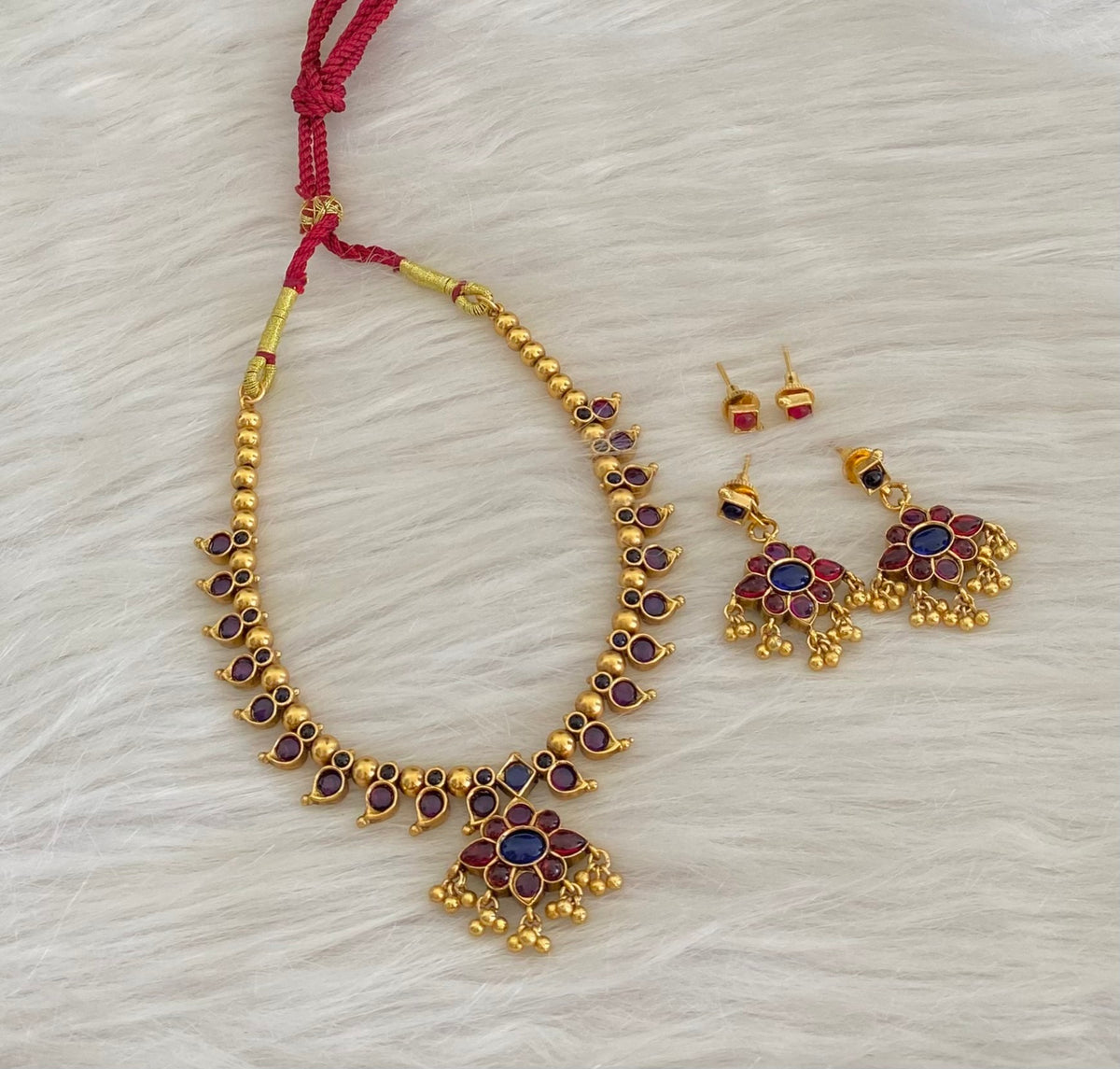 Antique gold tone kemp-blue stone reversible mango necklace set dj-54772