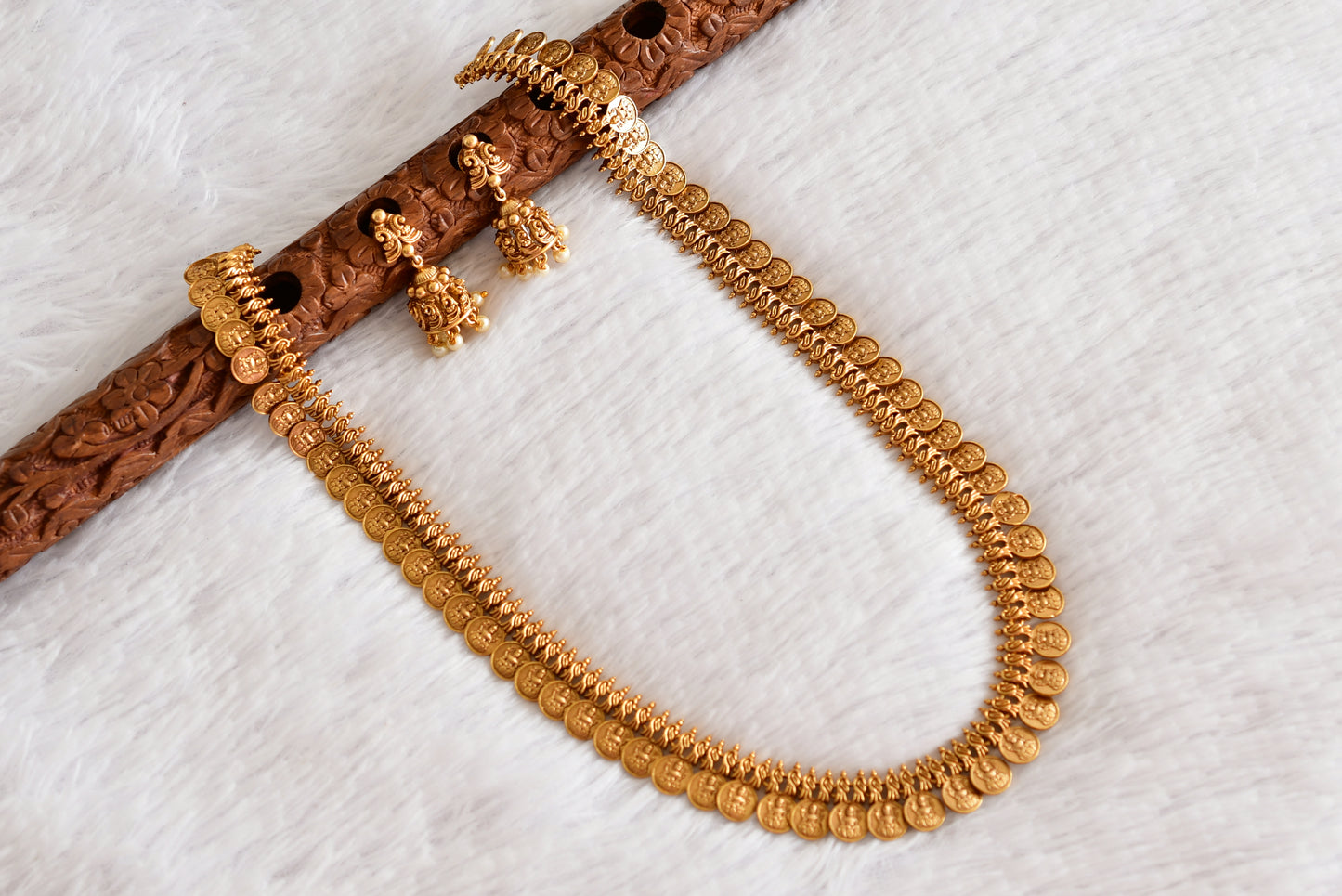 Matte finish lakshmi coin haar set dj-52436