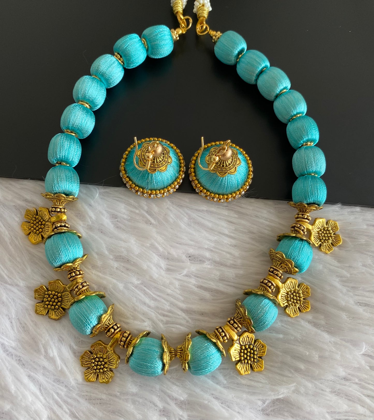Antique gold tone sea-green silk thread flower necklace set dj-52928