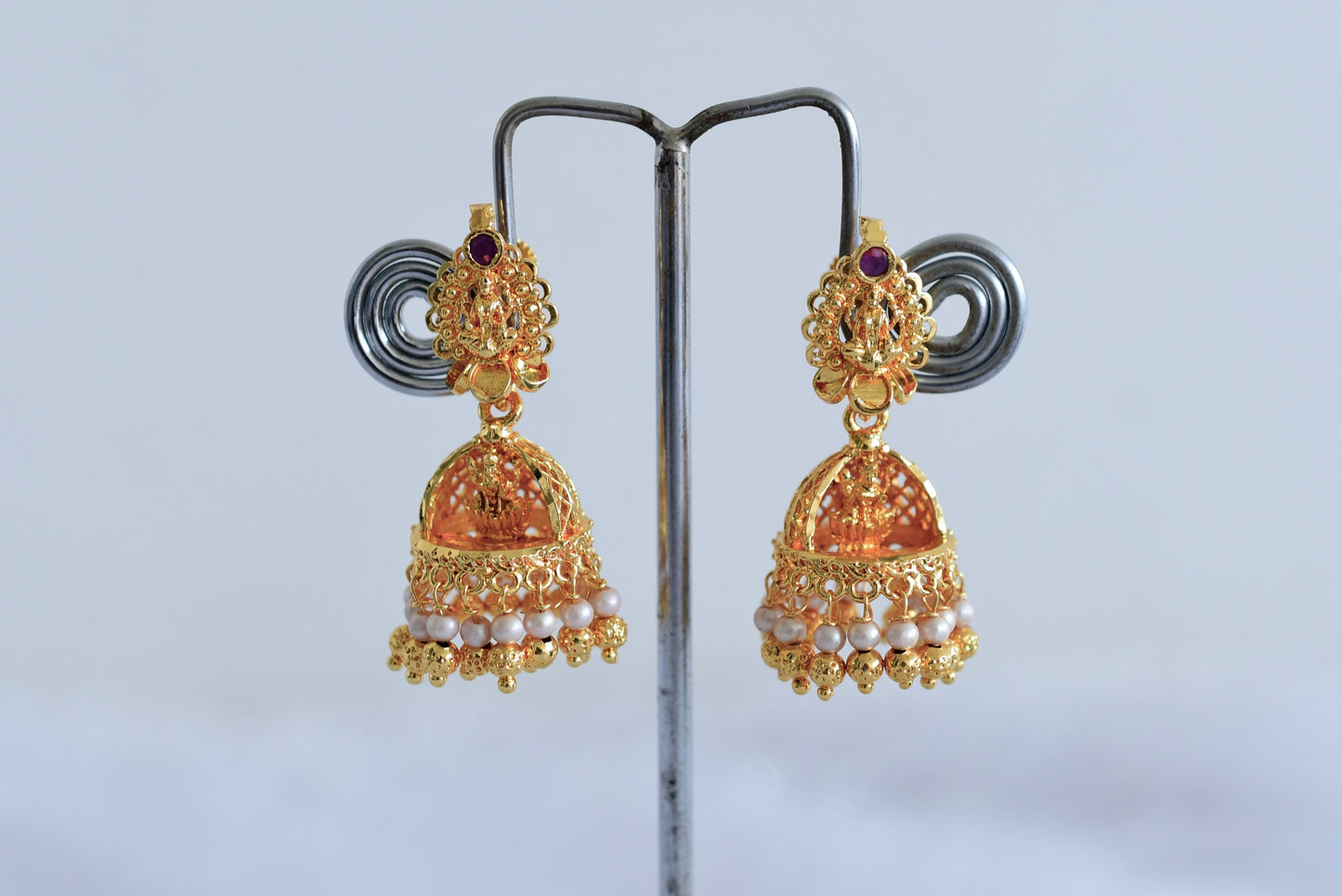 Gold tone kerala style pearl lakshmi jhumkka dj-51808