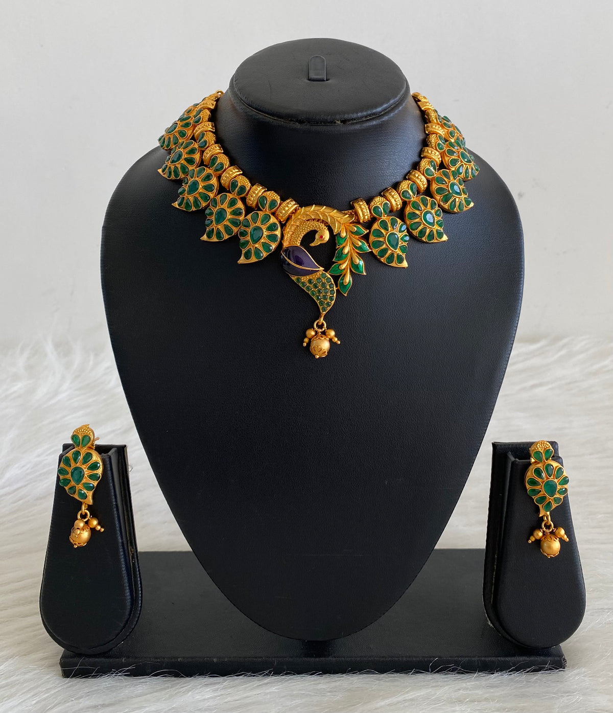 Matte Finish Emerald Peacock Necklace Set -dj10223
