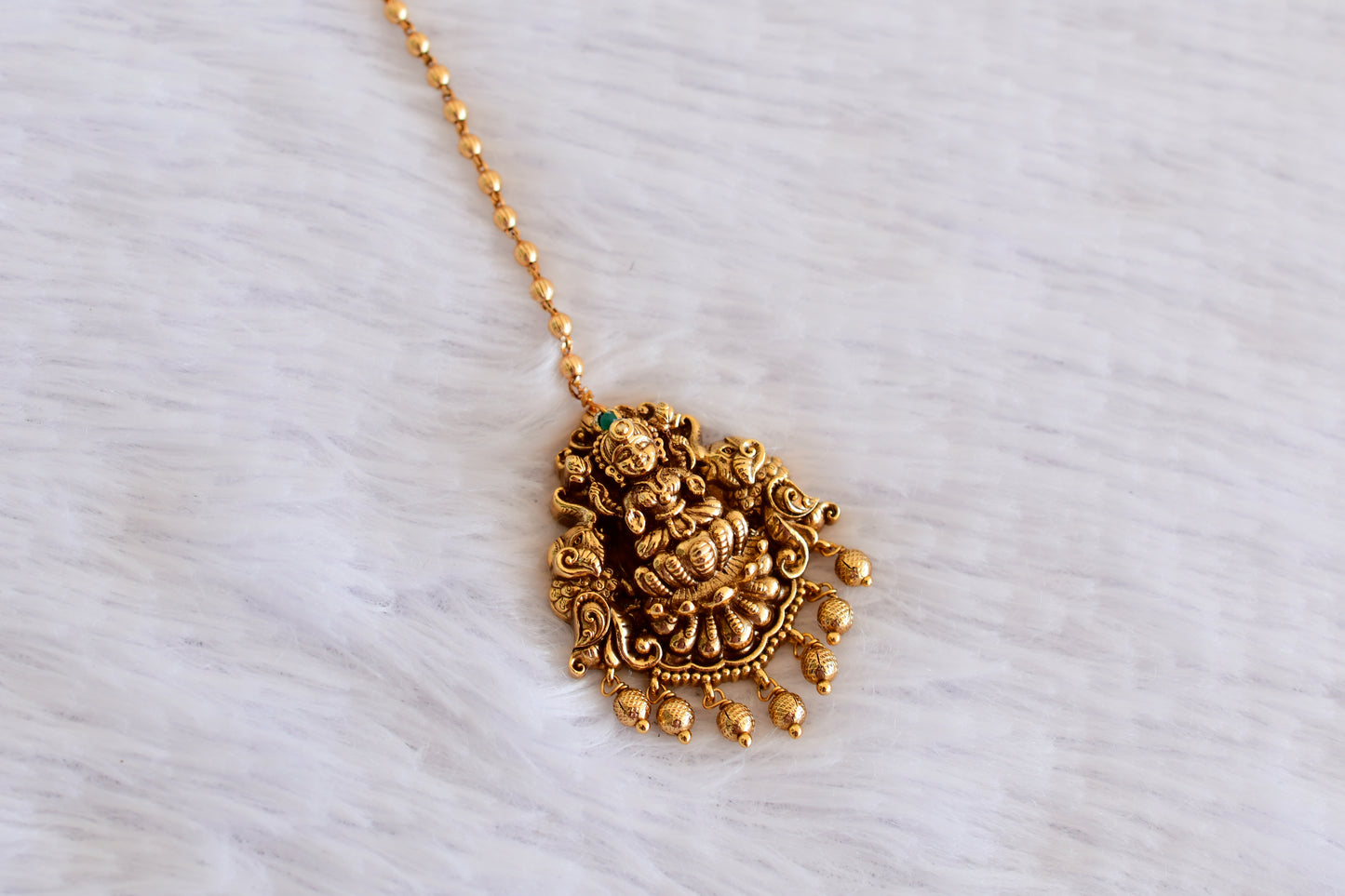 Antique gold tone lakshmi tikka dj-52985