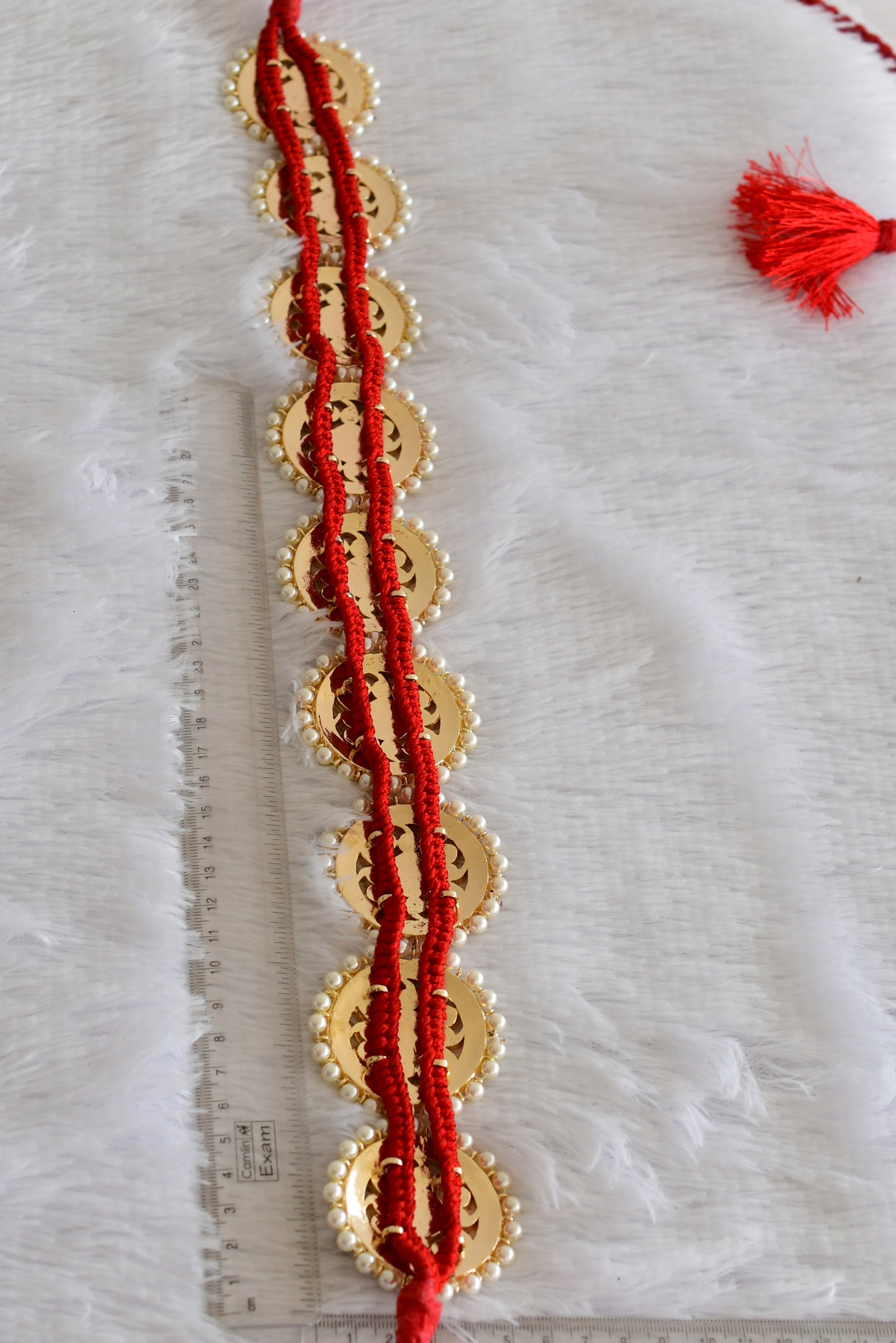 Gold tone precious kemp-green-white pearl round waist band dj-52271