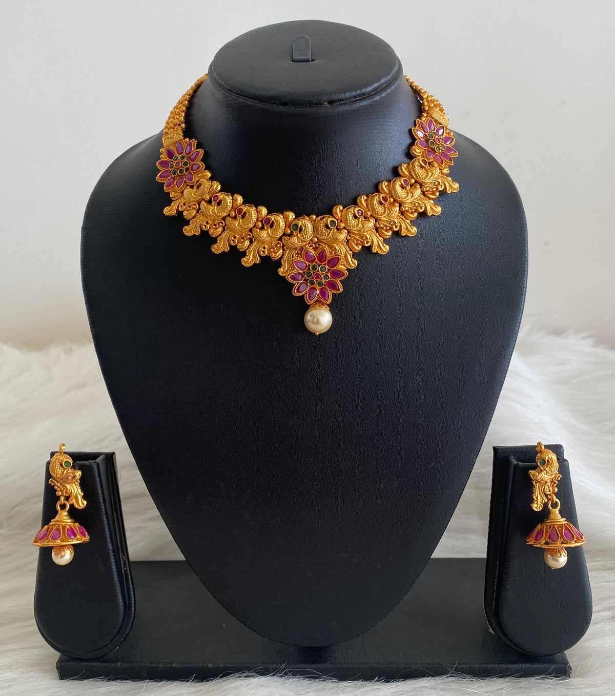 Matte finish ruby-emerald flower peacock necklace set dj-10649