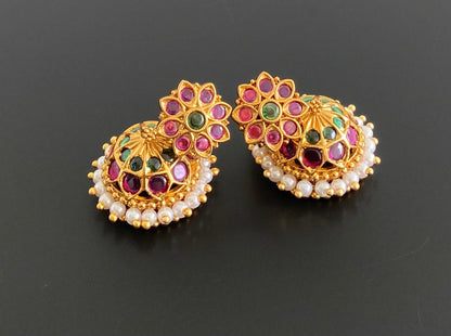 Antique gold tone kemp-green pearl  jhumkka dj-53568
