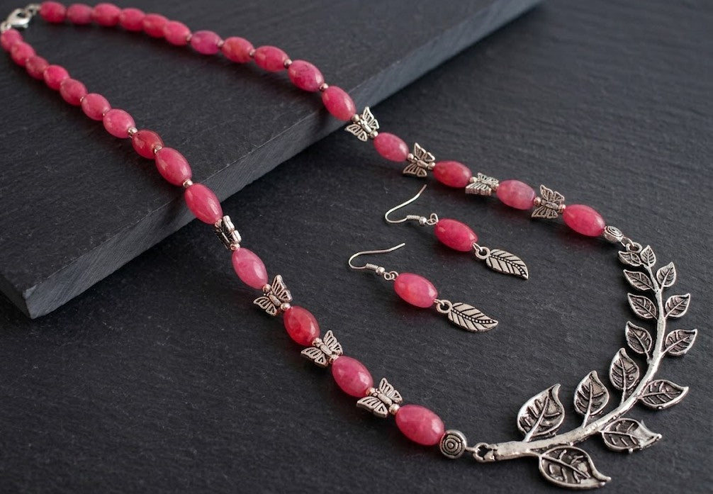 Silver Tone Pink Faceted Bead Leaf Necklace Set DJ10760